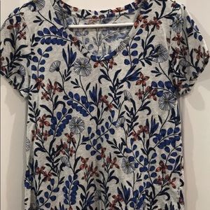 Loft floral v-neck tee